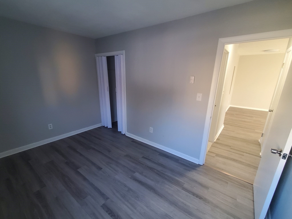 760 Cummins Highway # 18