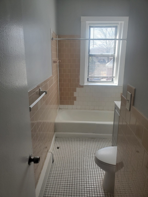 14 Abbottsford # 8
