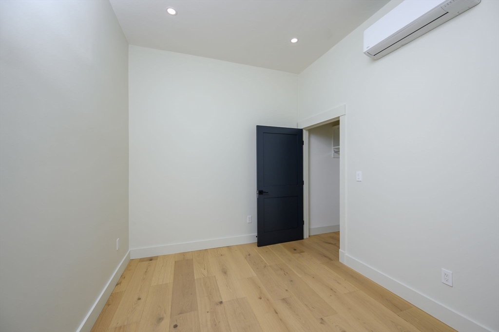 21 Tanglewood Road # 1