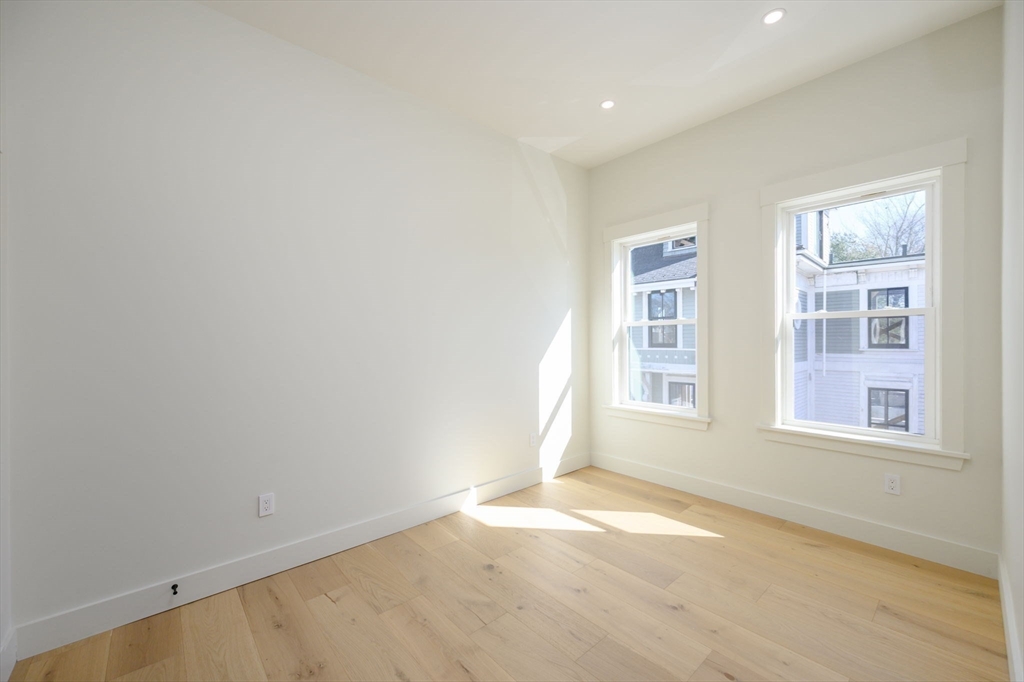 21 Tanglewood Road # 1