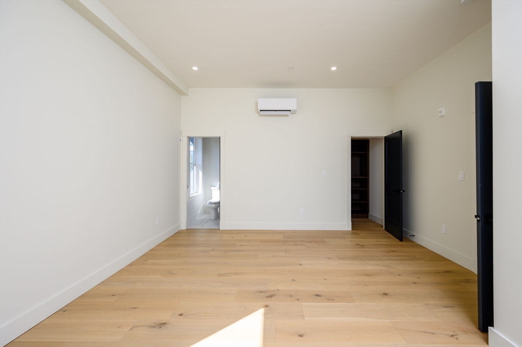 21 Tanglewood Road # 1