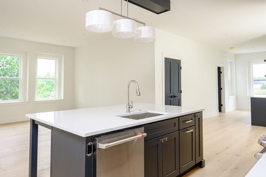 21 Tanglewood Road # 2