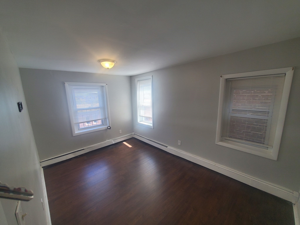 620 Dudley Street # 4