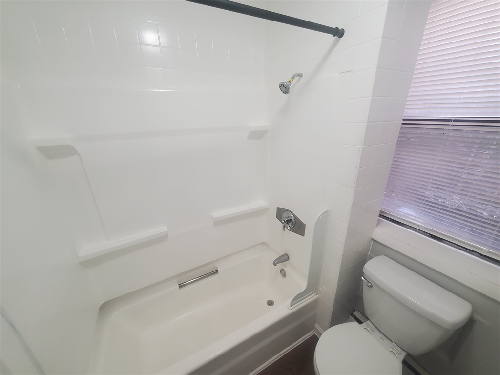 620 Dudley Street # 4