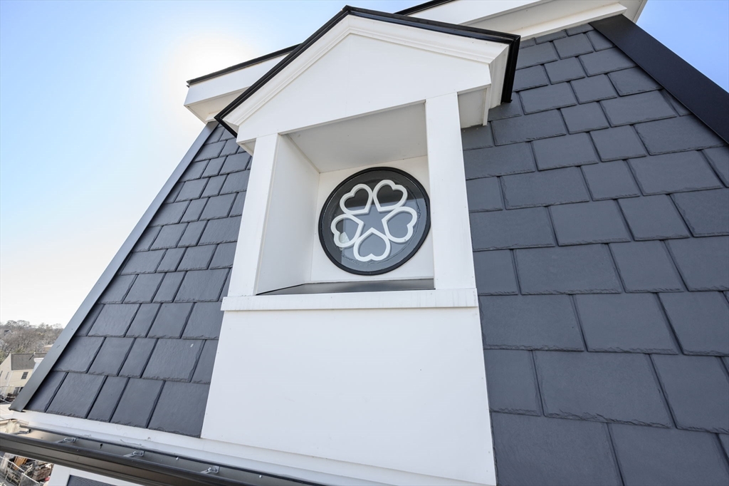 21 Tanglewood Road # 4