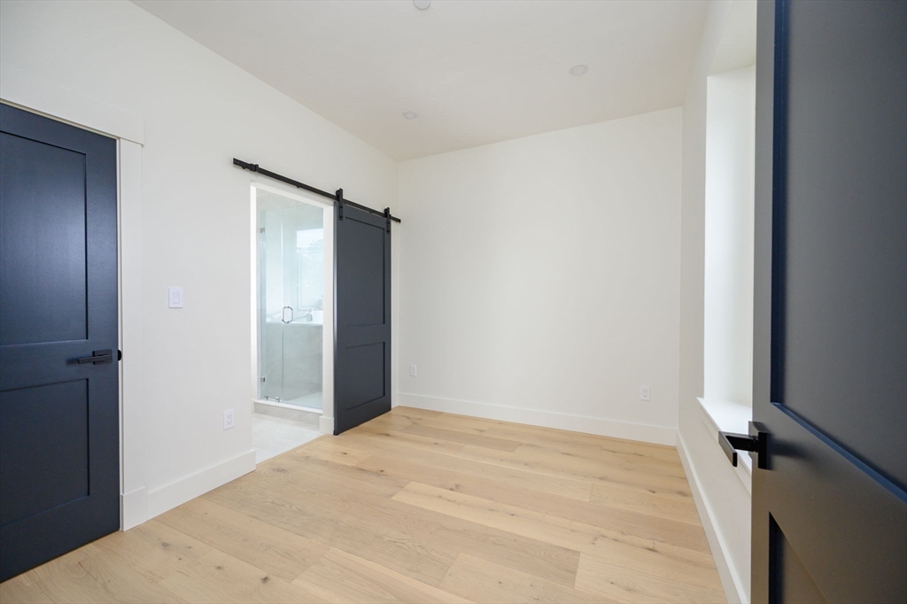 21 Tanglewood Road # 4