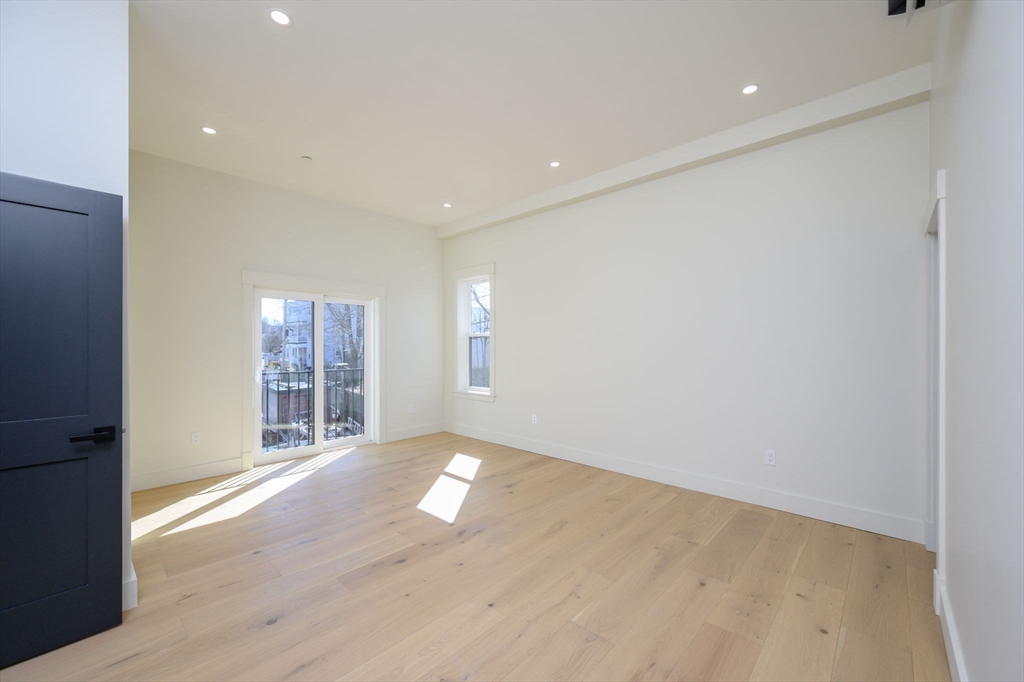 21 Tanglewood Road # 4