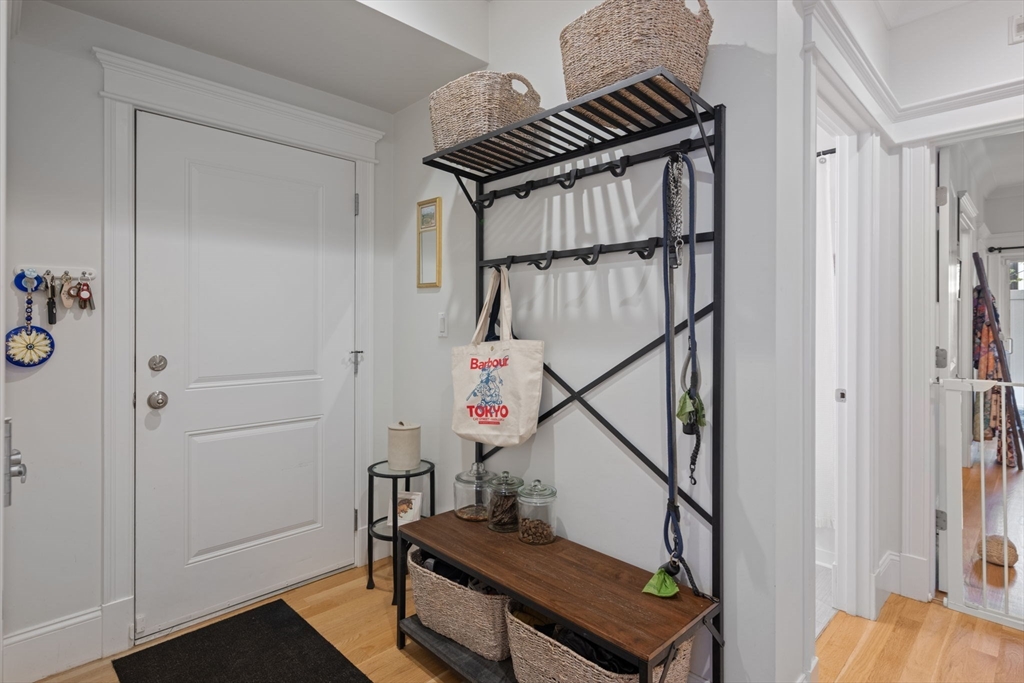 8 Manley St # 1