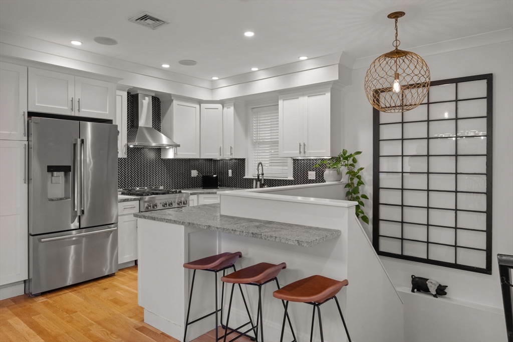 8 Manley St # 1