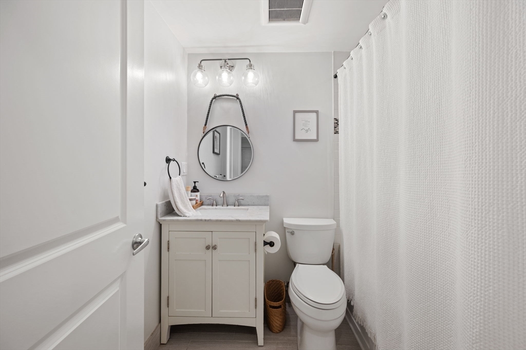 8 Manley St # 1