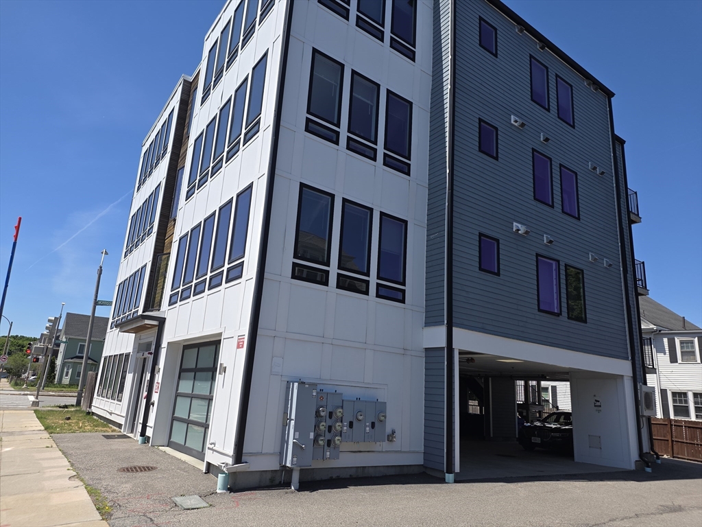 58 Tolman Street # 4