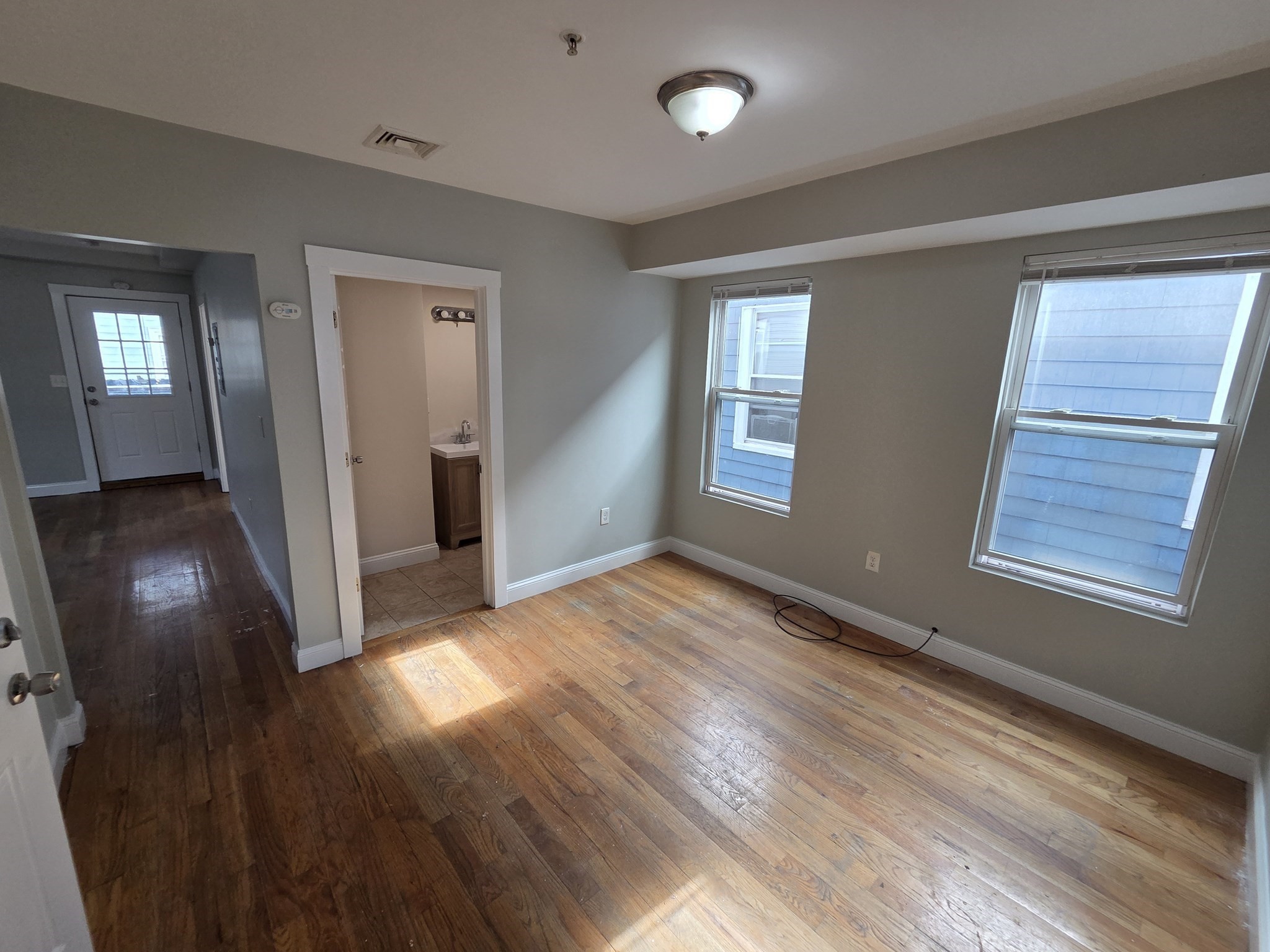 9 Lincoln St
