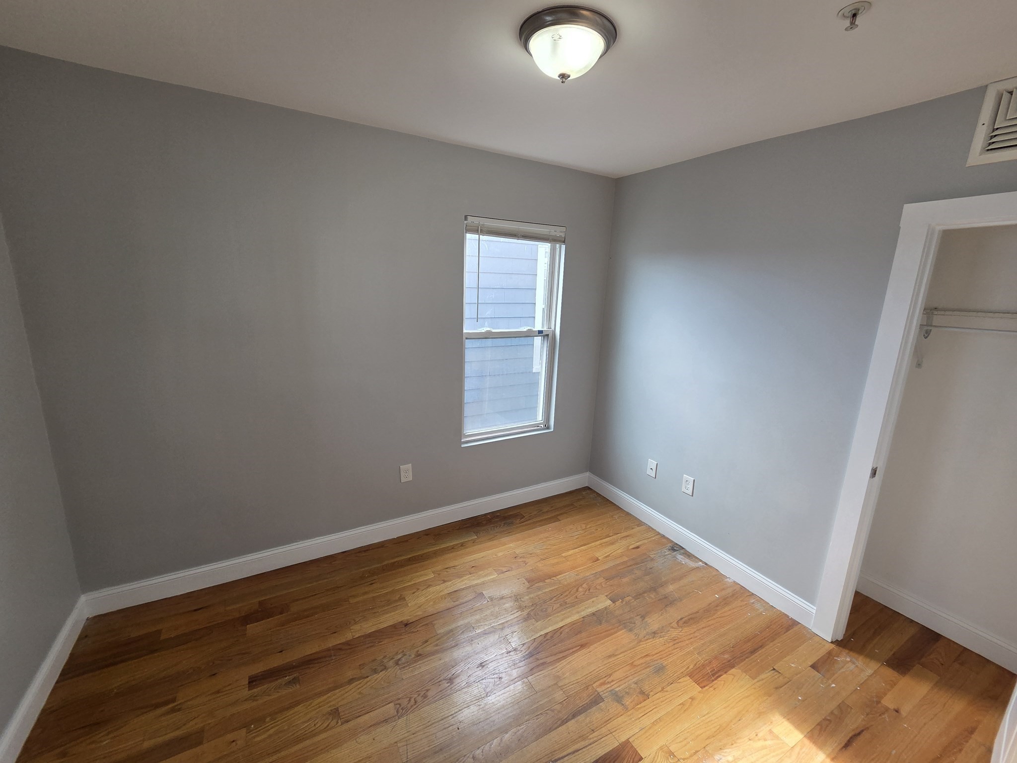 9 Lincoln St