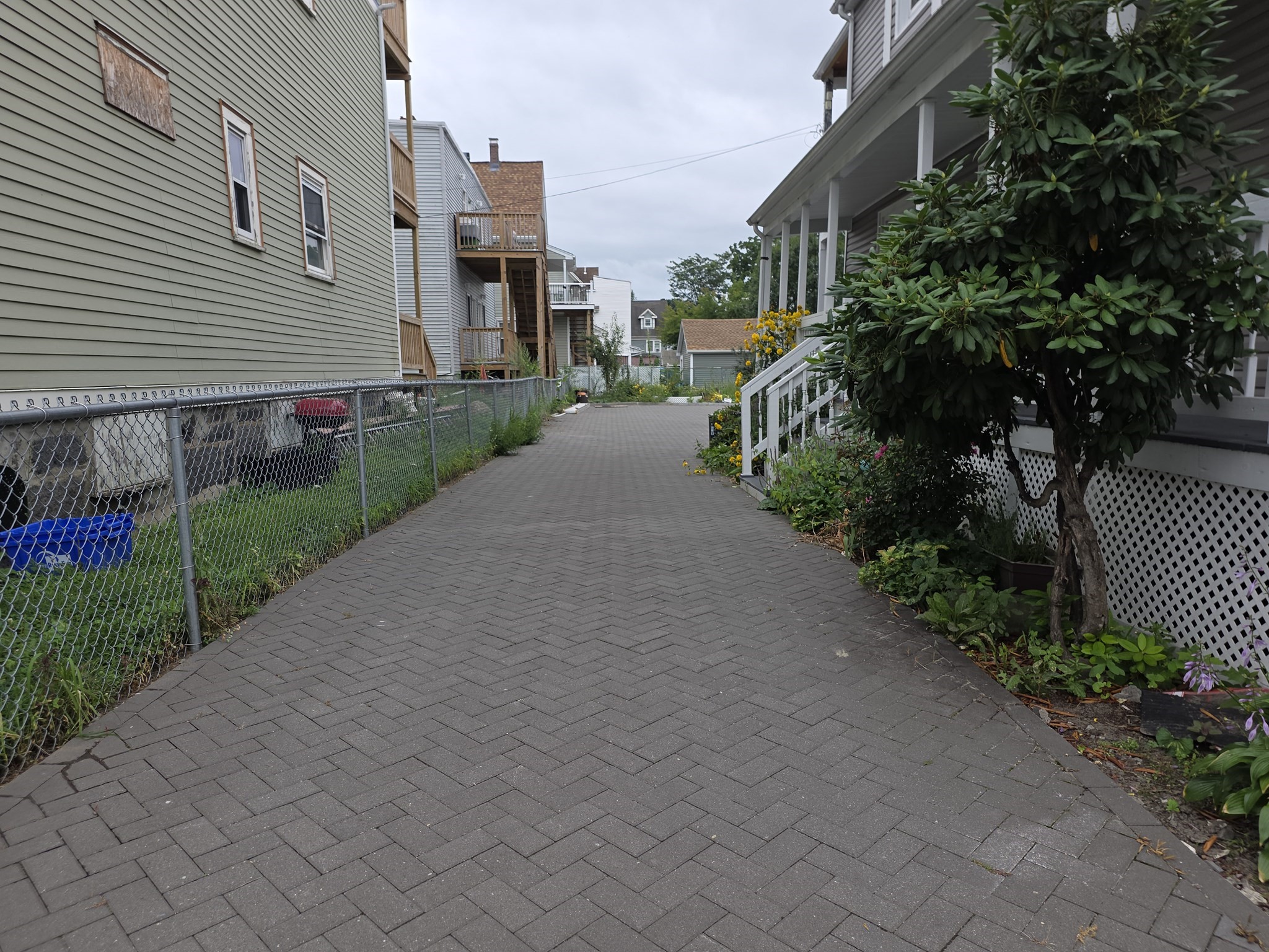 120 Woodrow Ave