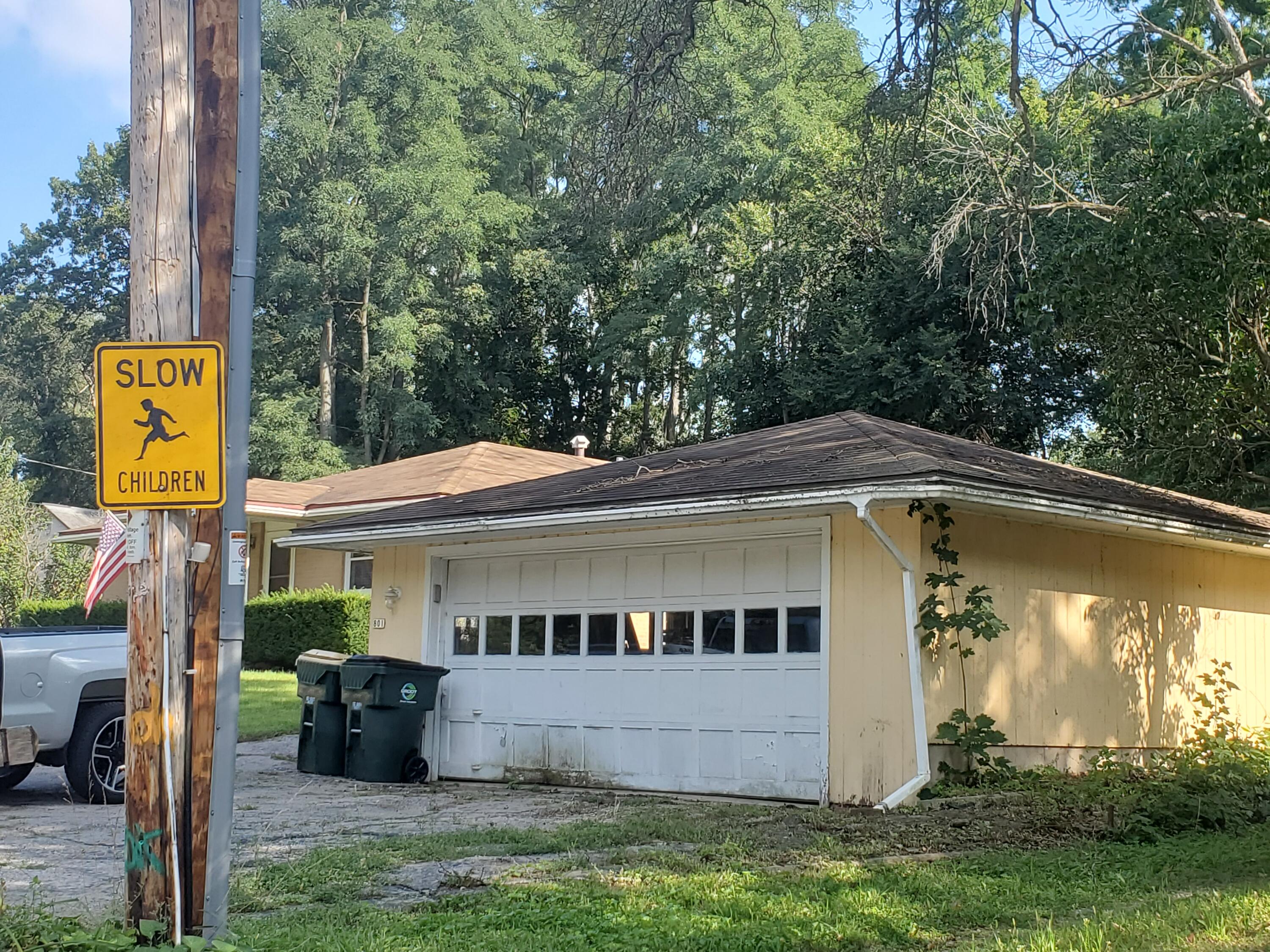 801 Hickory Rd