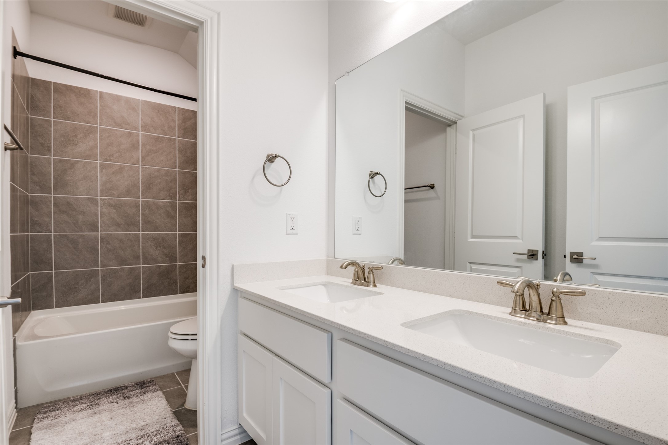 1438 Martingale Lane