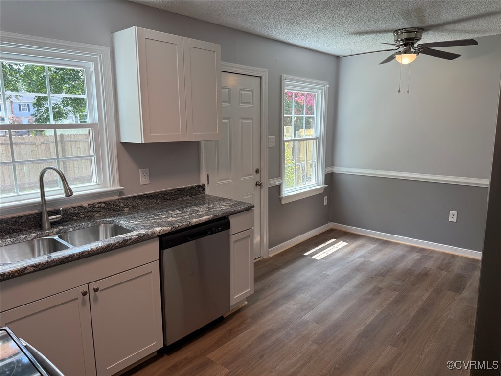 411 Alamosa Dr