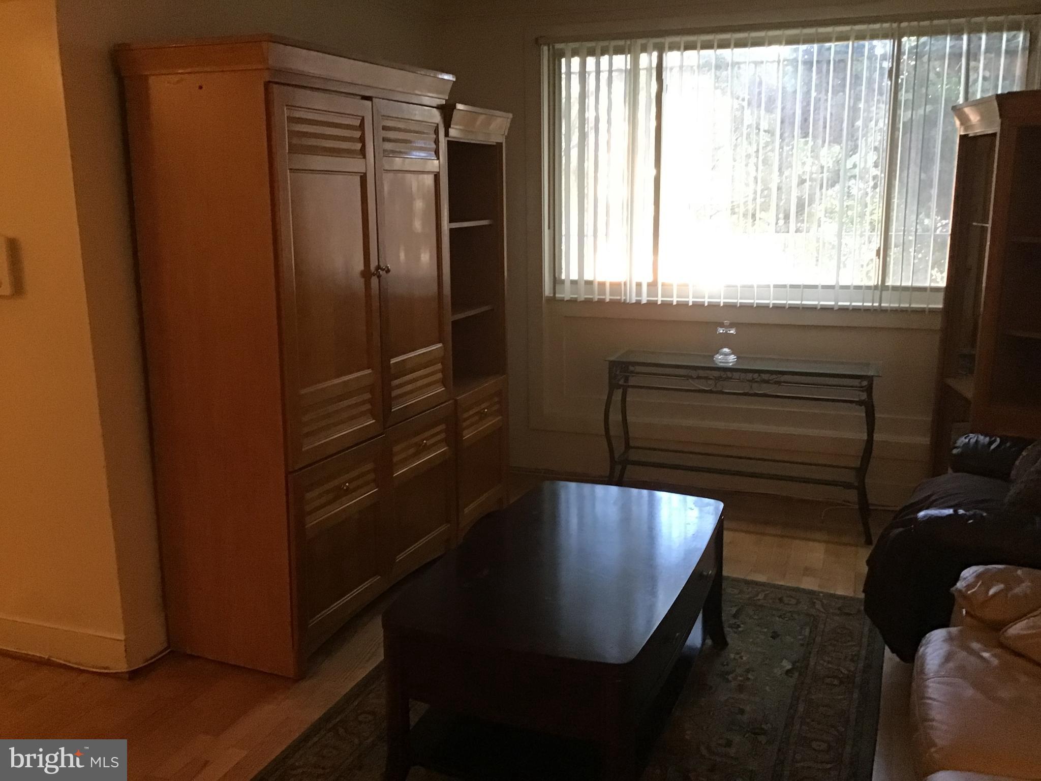 2850 Hartford Street SE Unit: 102