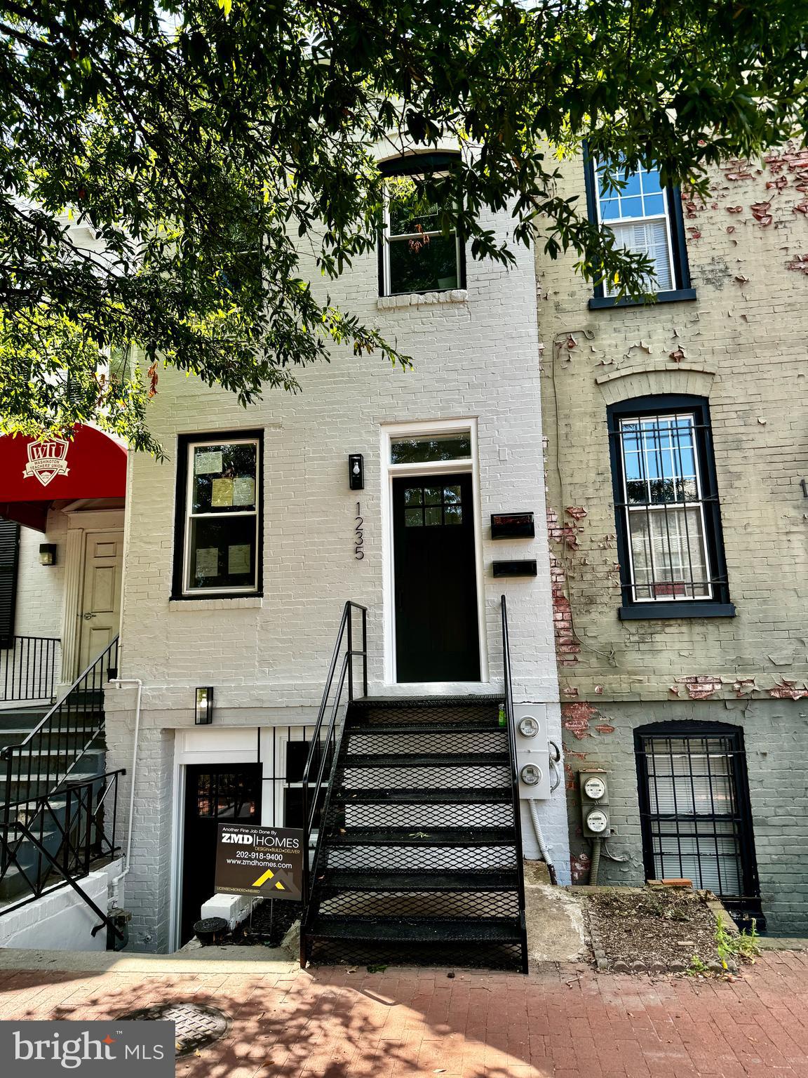 1235 Pennsylvania Ave SE