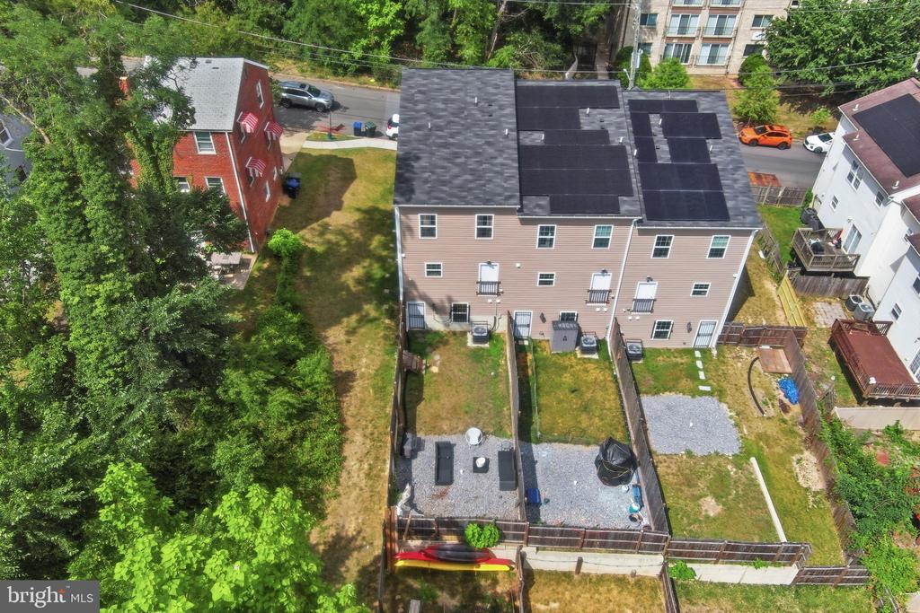 1433 HOWARD ROAD SE