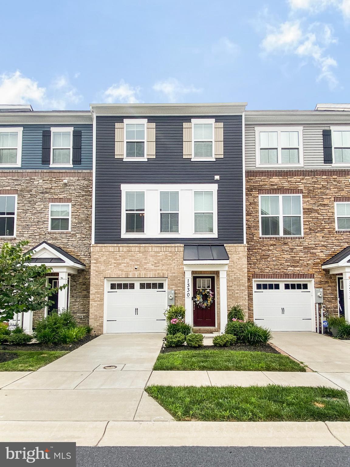 1330 Hawk Hollow Drive