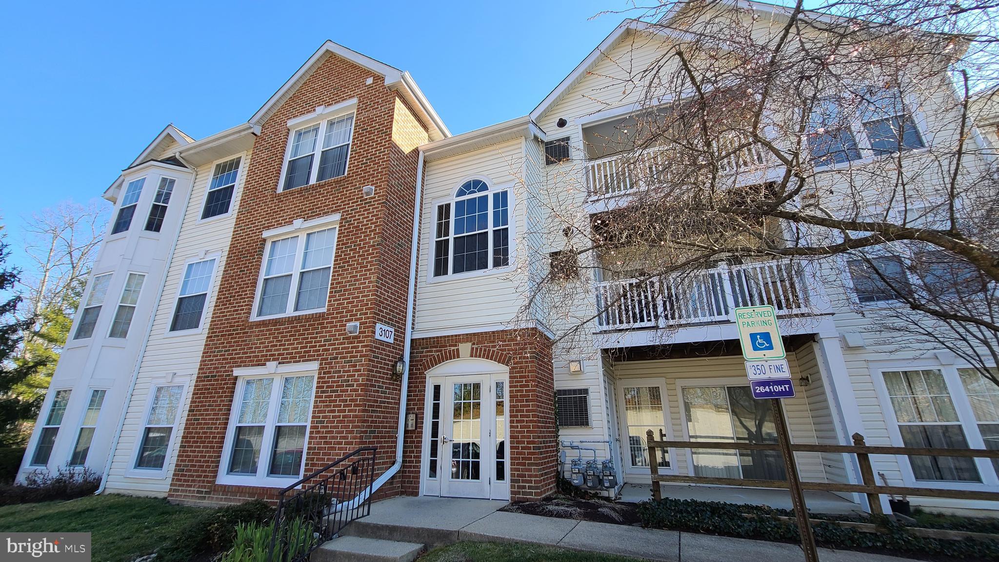 3107 River Bend Ct #E201