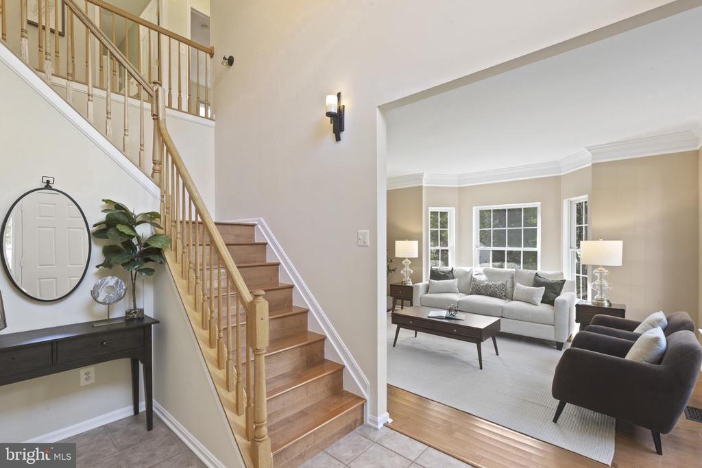 8040 FLORA LANE