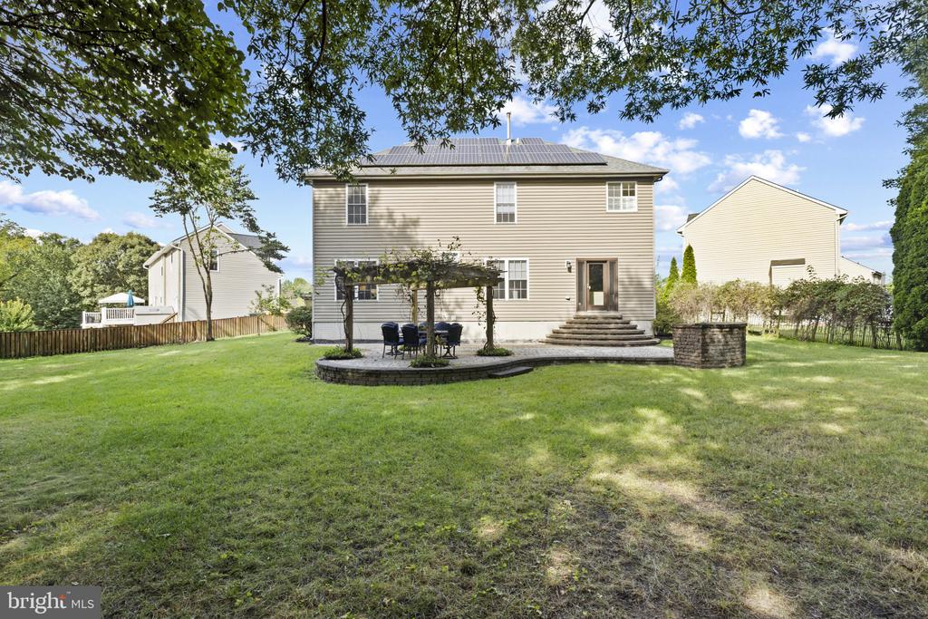 8040 FLORA LANE
