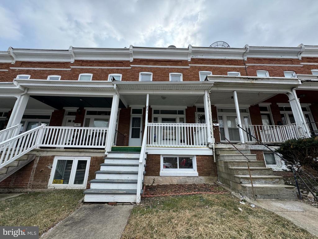 831 Belgian Ave