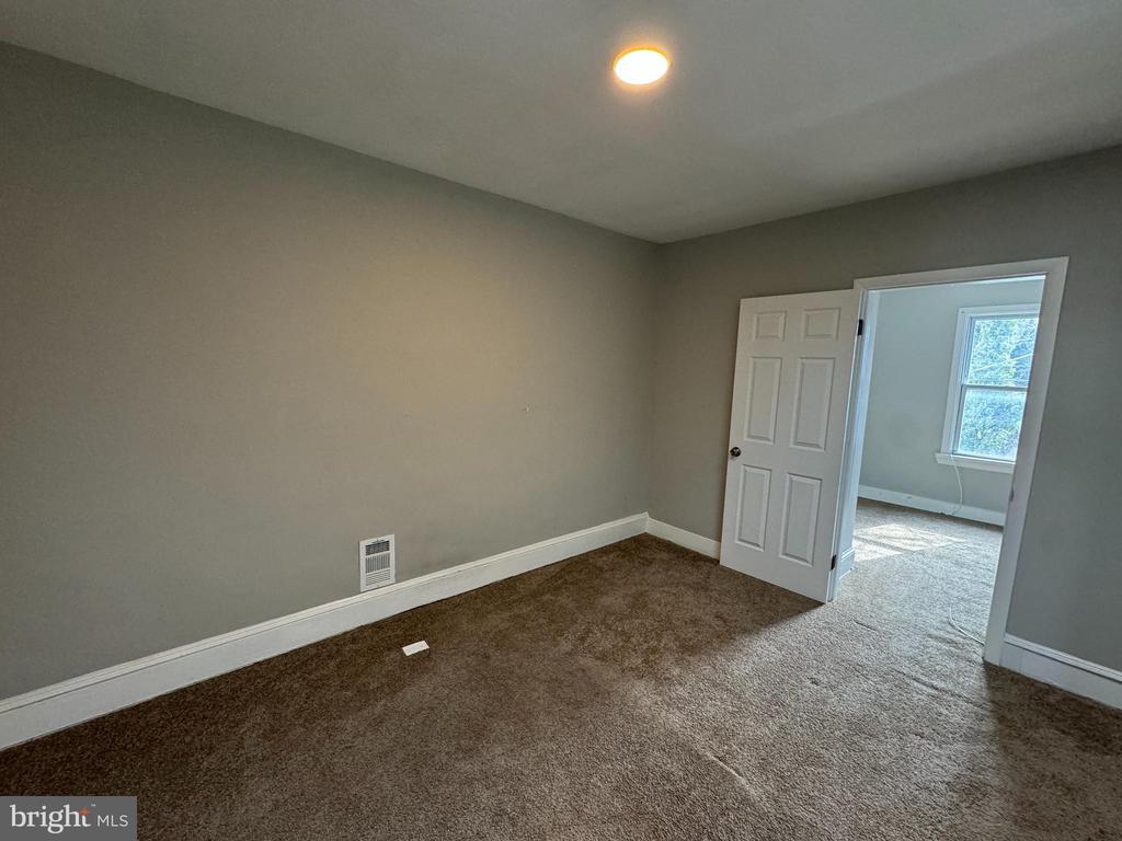 831 Belgian Ave