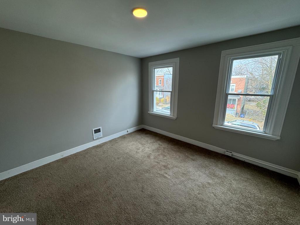 831 Belgian Ave