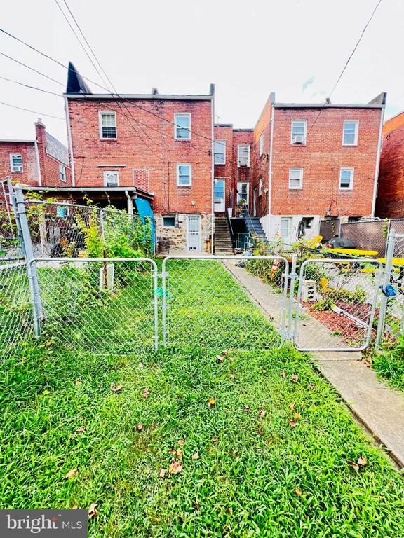 4717 Frederick Ave