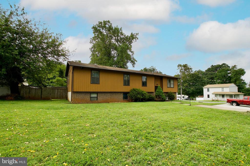 4700 Ridge Ave