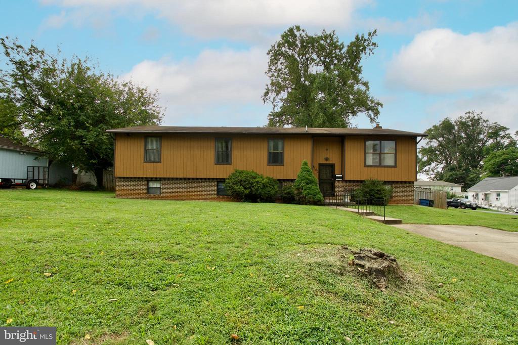 4700 Ridge Ave