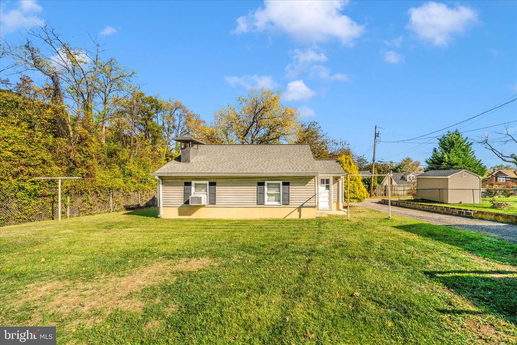 5627 OAKLAND ROAD