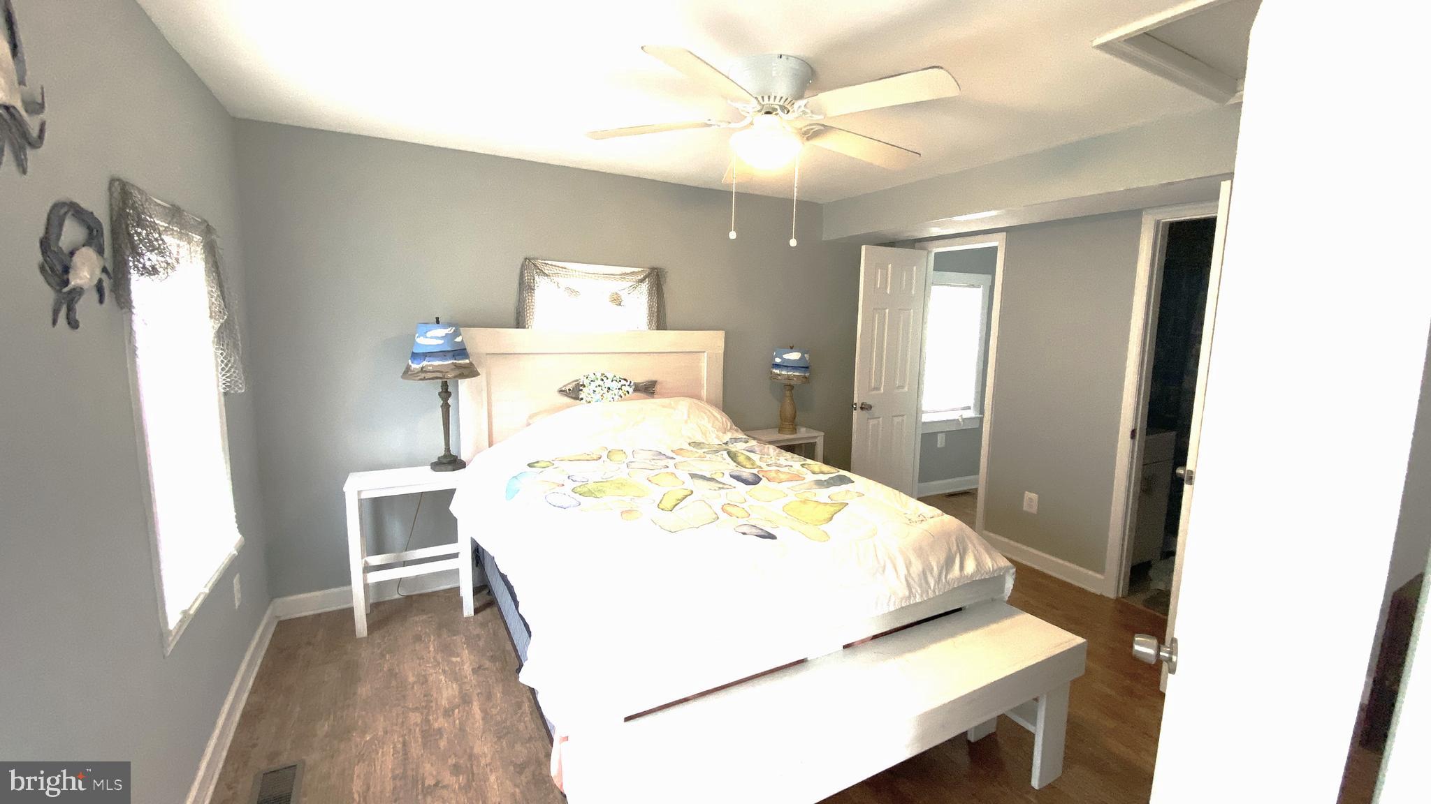 12132 Neale Sound Dr