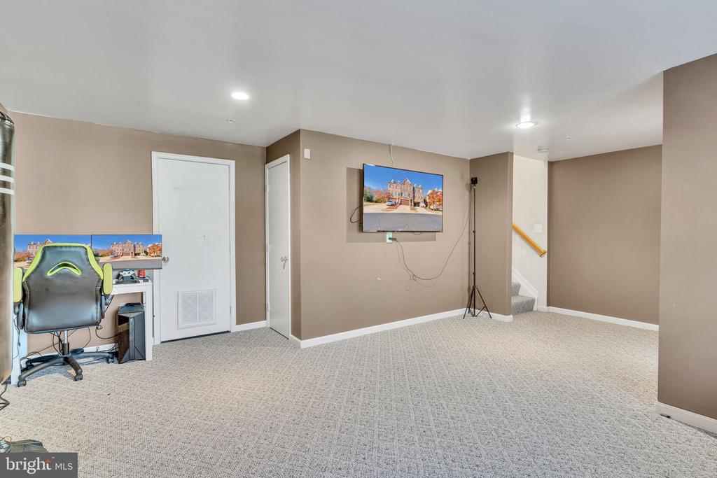 4589 Scottsdale Pl