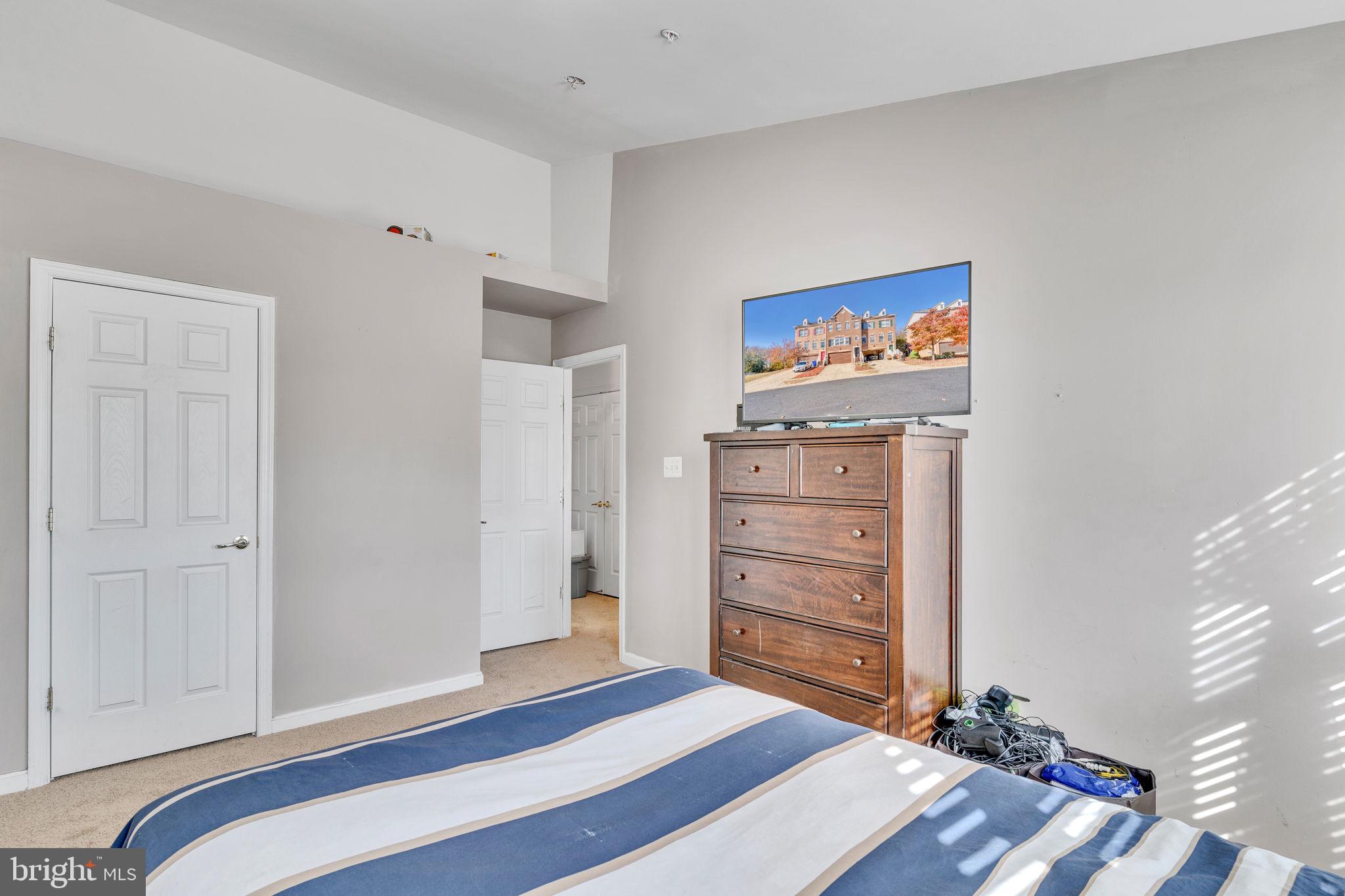 4589 Scottsdale Pl