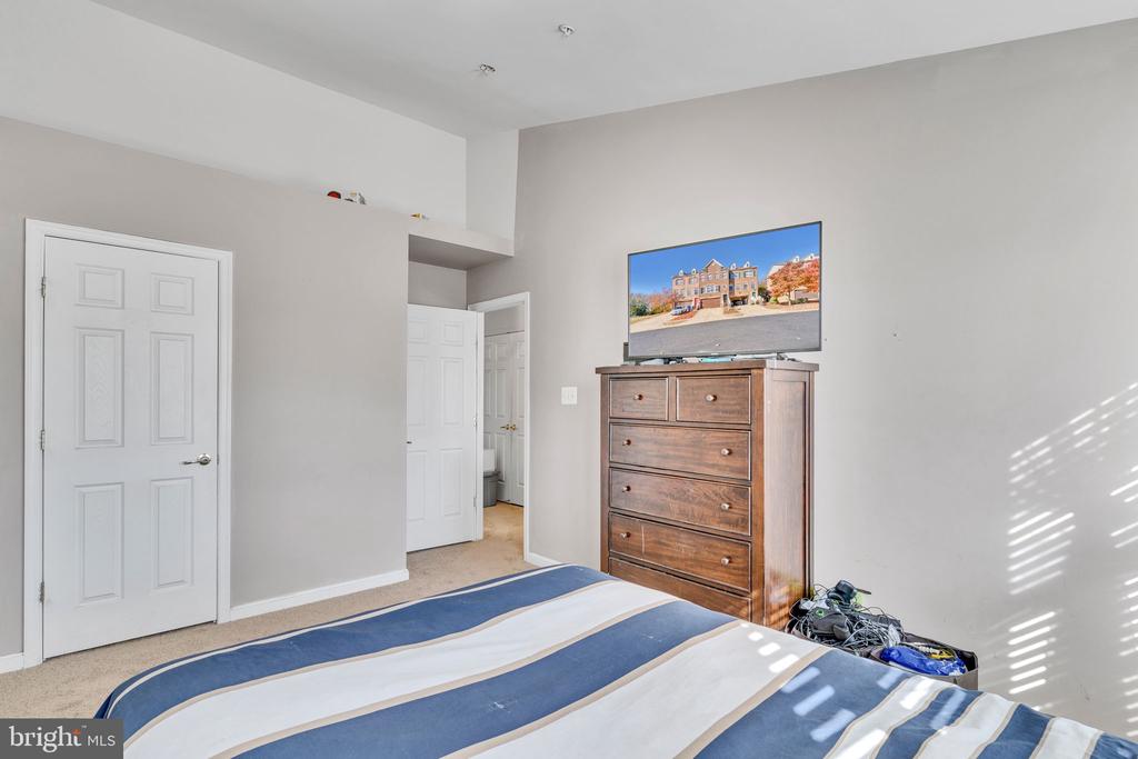 4589 Scottsdale Pl
