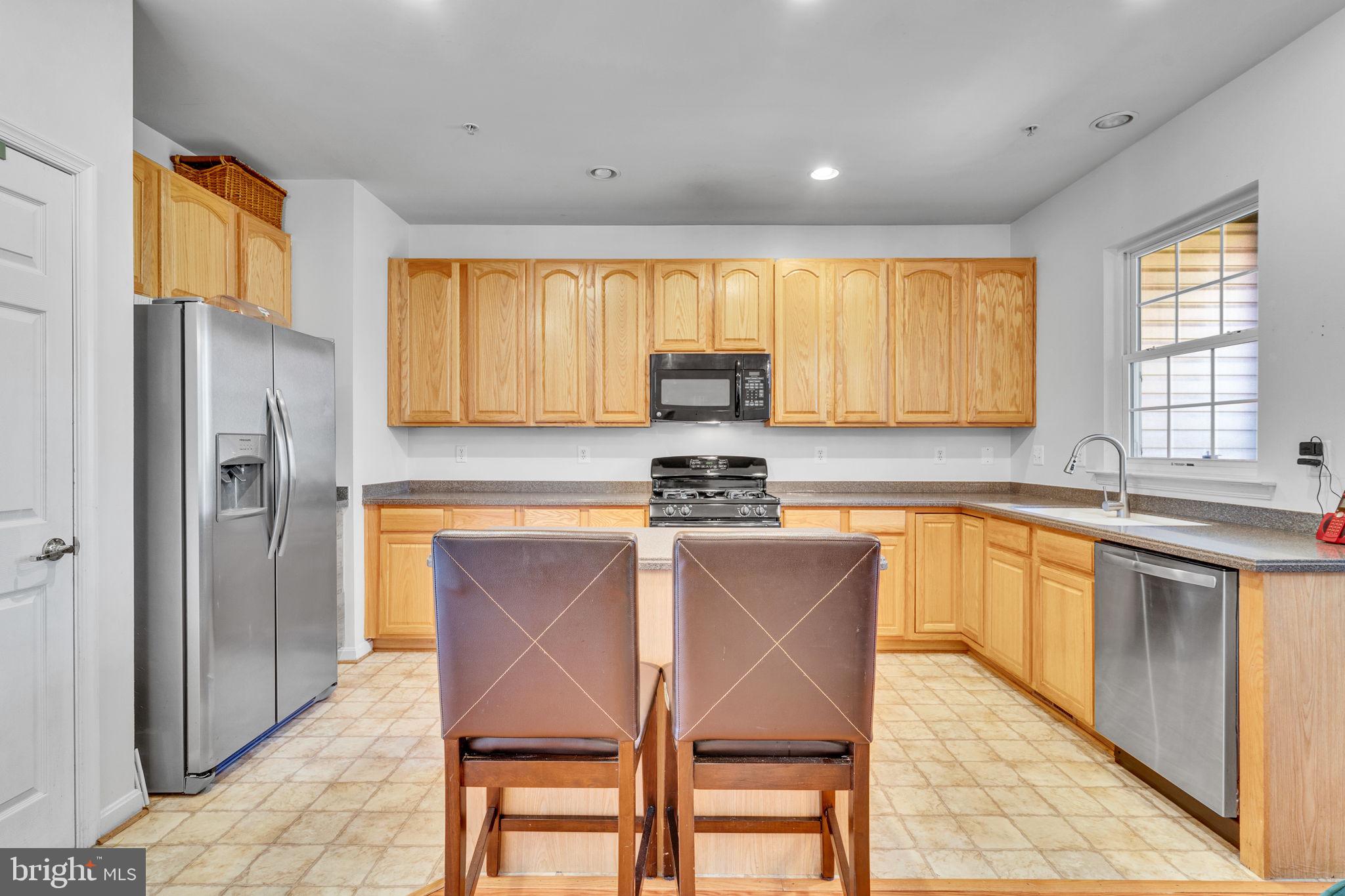 4589 Scottsdale Pl