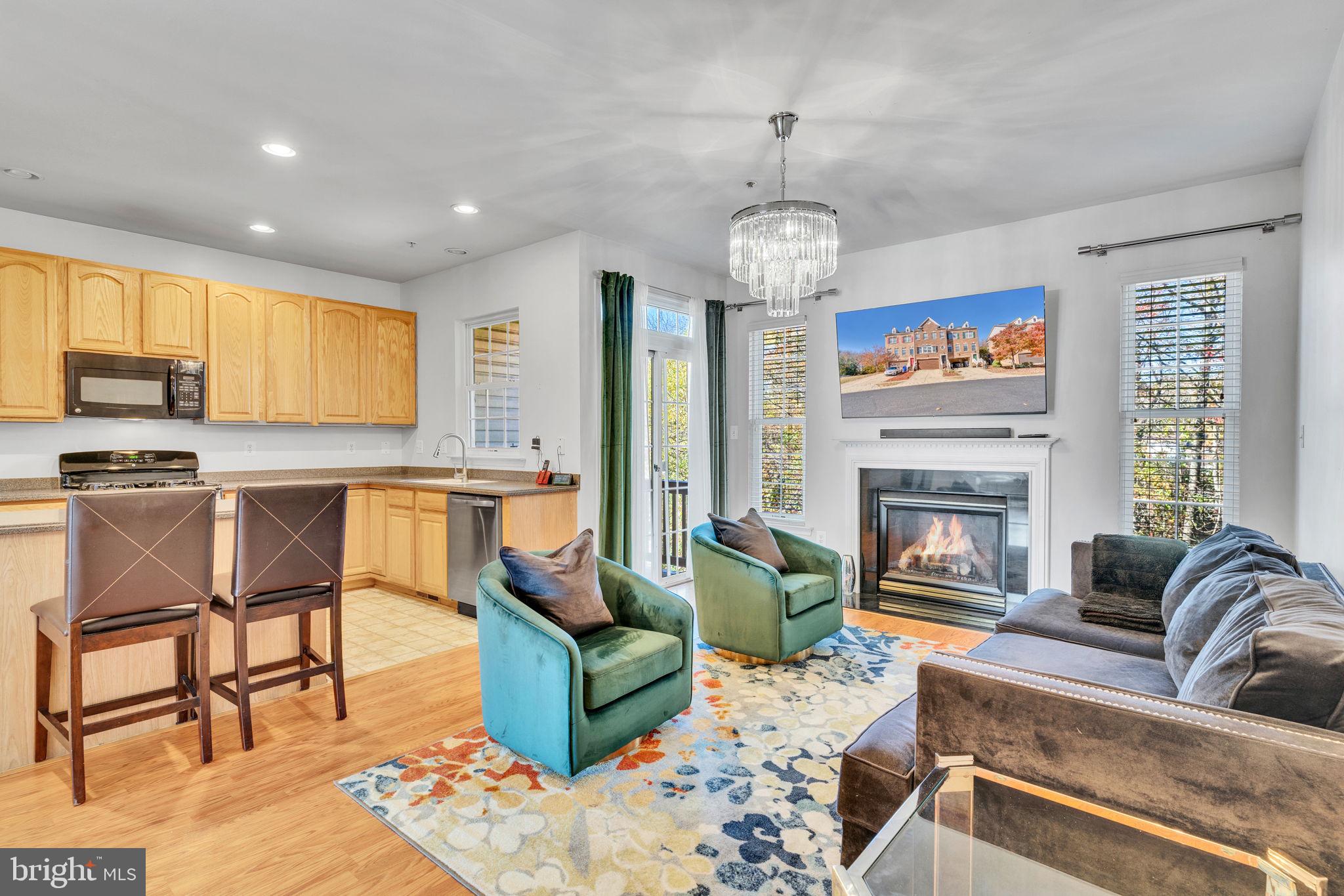 4589 Scottsdale Pl