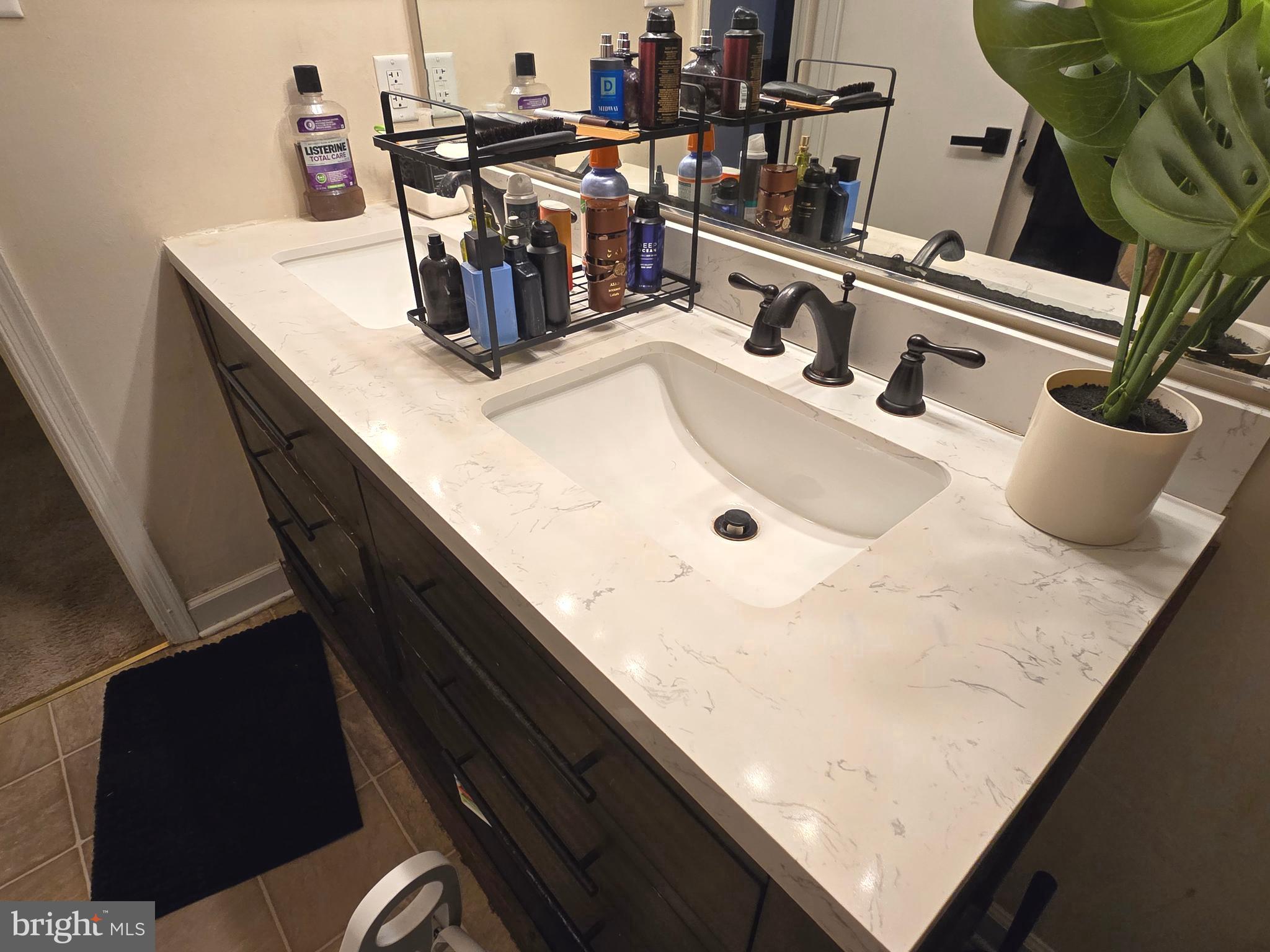 36 KINGS WHARF PLACE