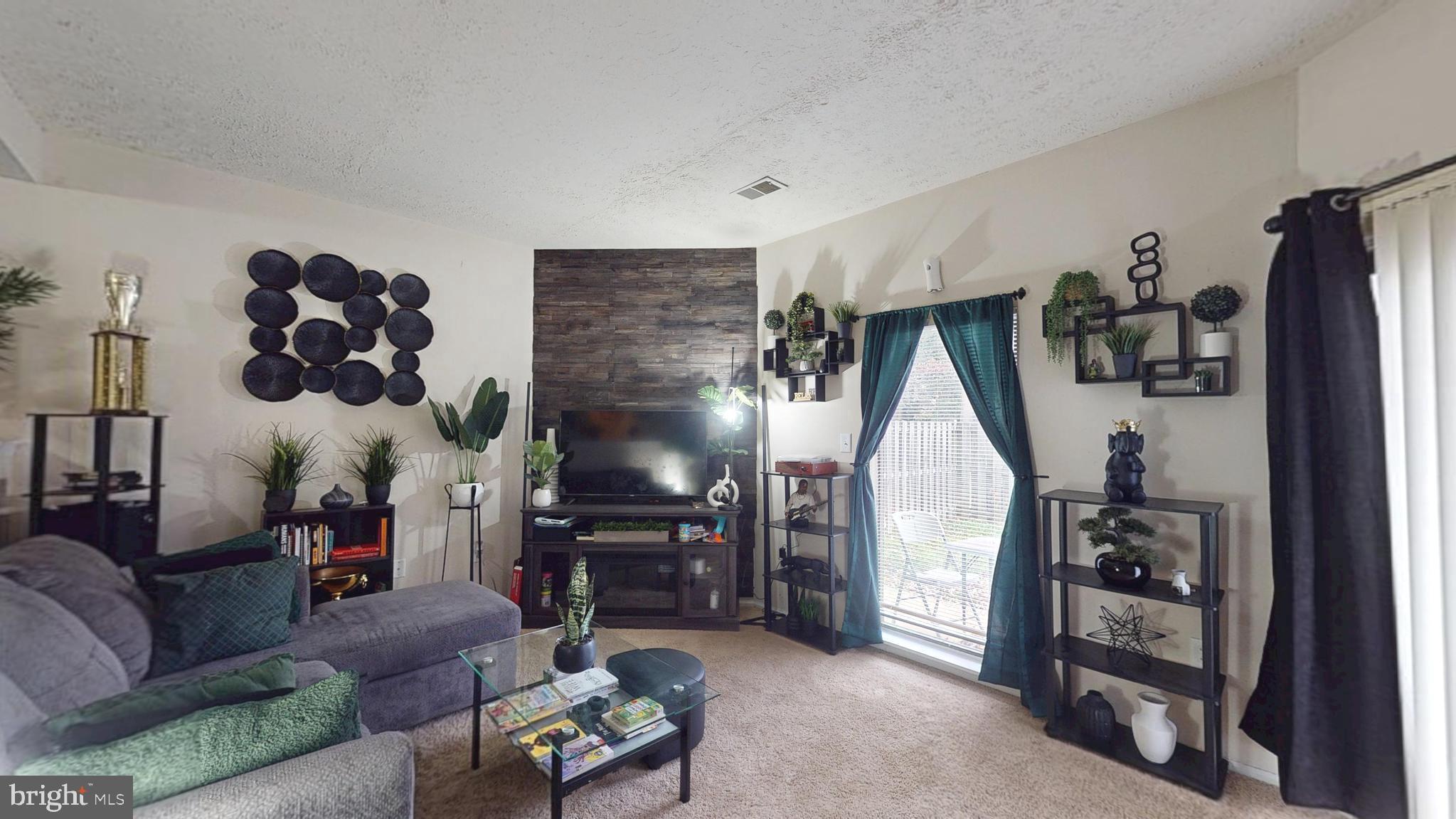 36 KINGS WHARF PLACE