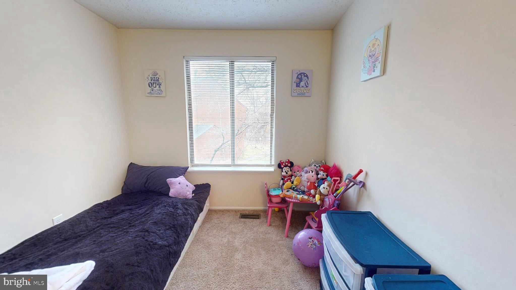 36 KINGS WHARF PLACE