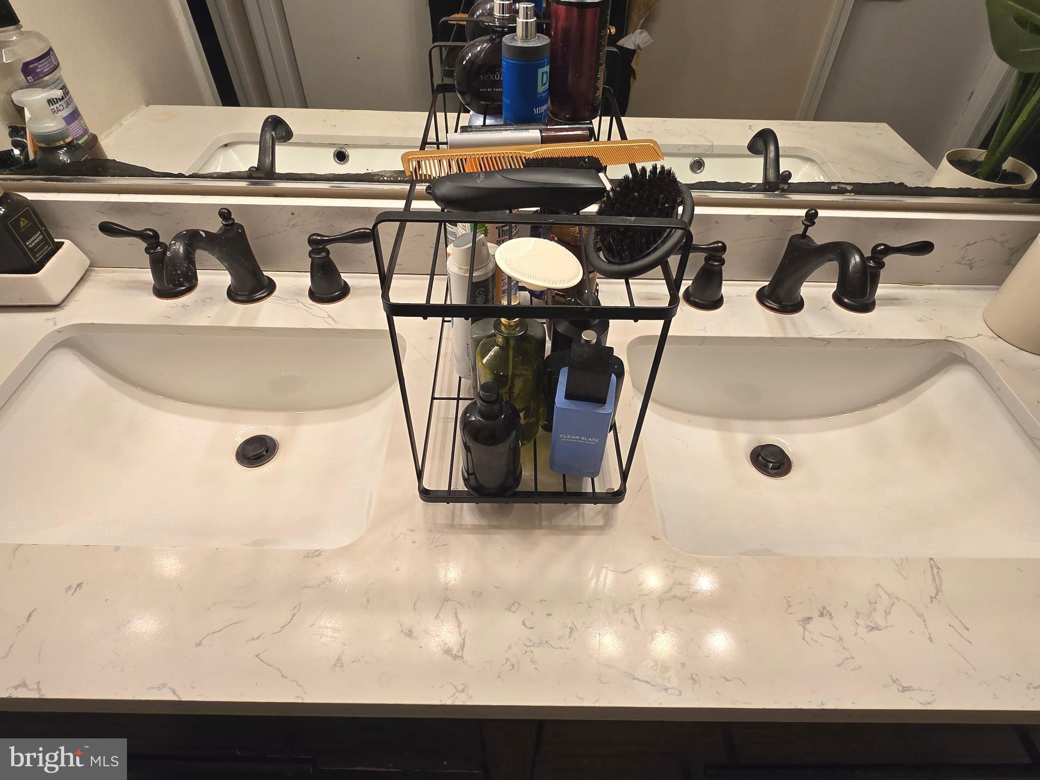 36 KINGS WHARF PLACE