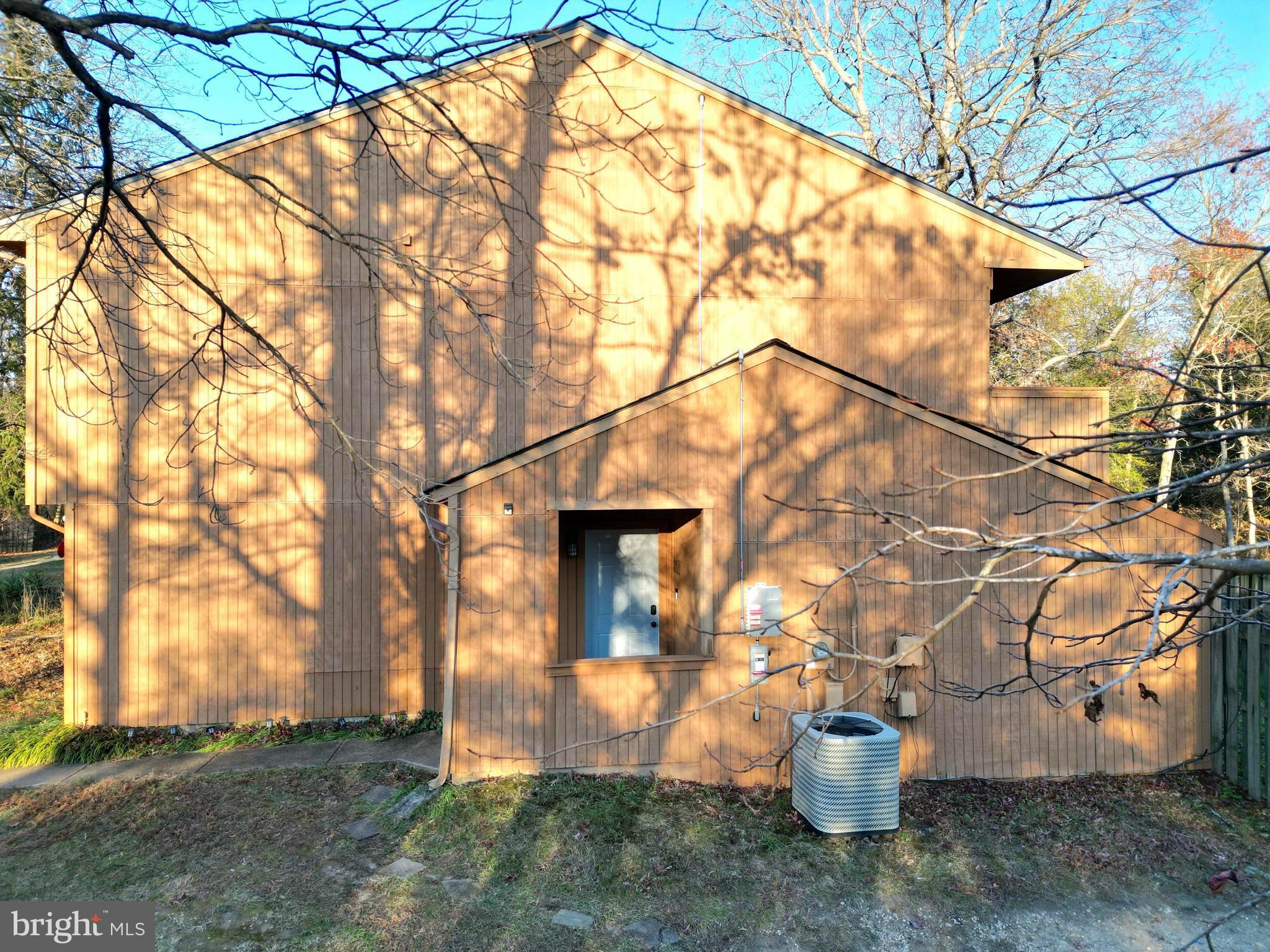 36 KINGS WHARF PLACE