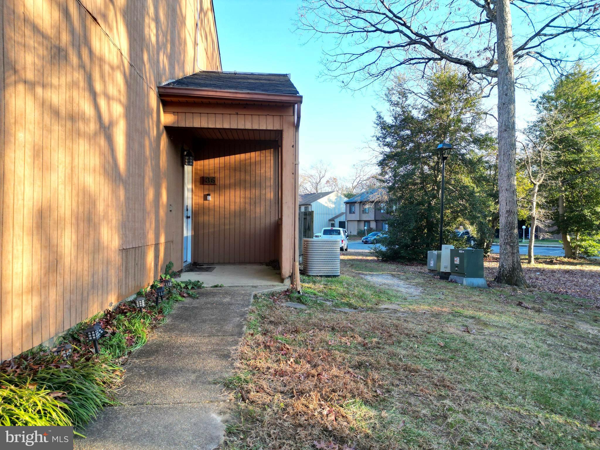 36 KINGS WHARF PLACE