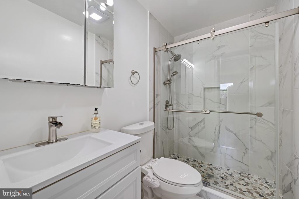 108 Taft Ter