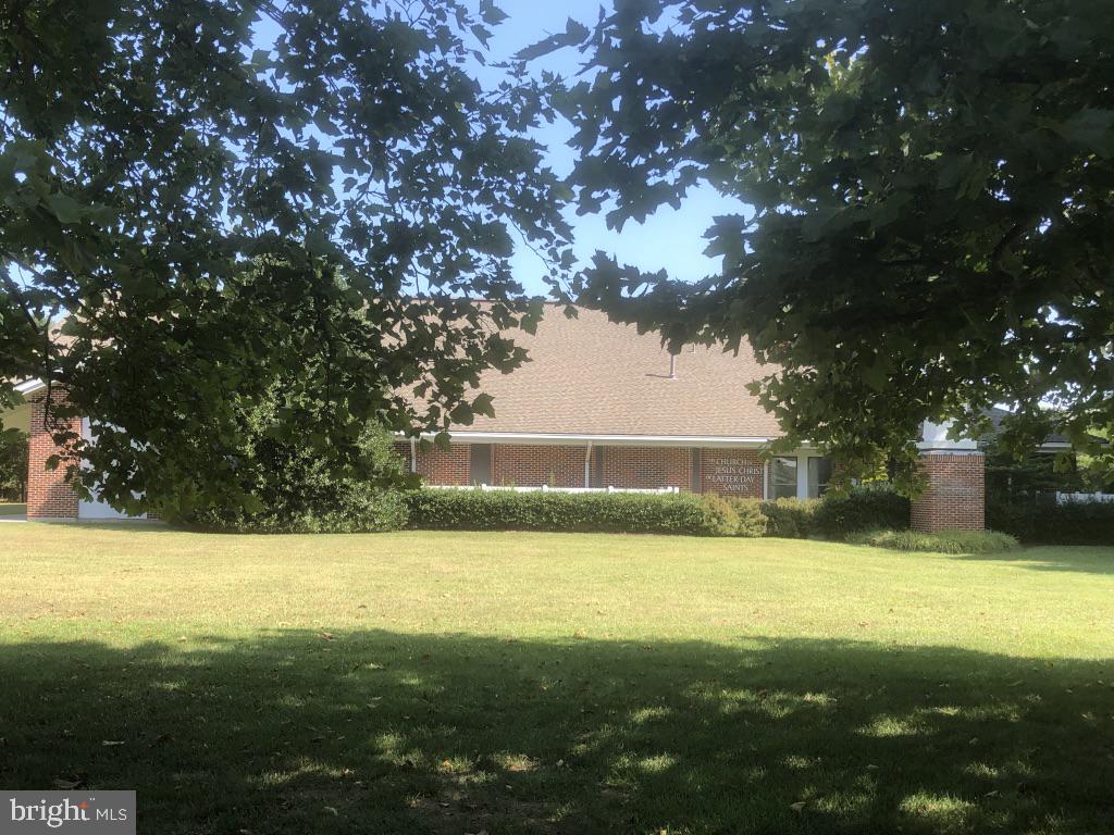 3030 Cedar Dr
