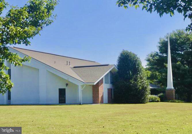 3030 Cedar Dr